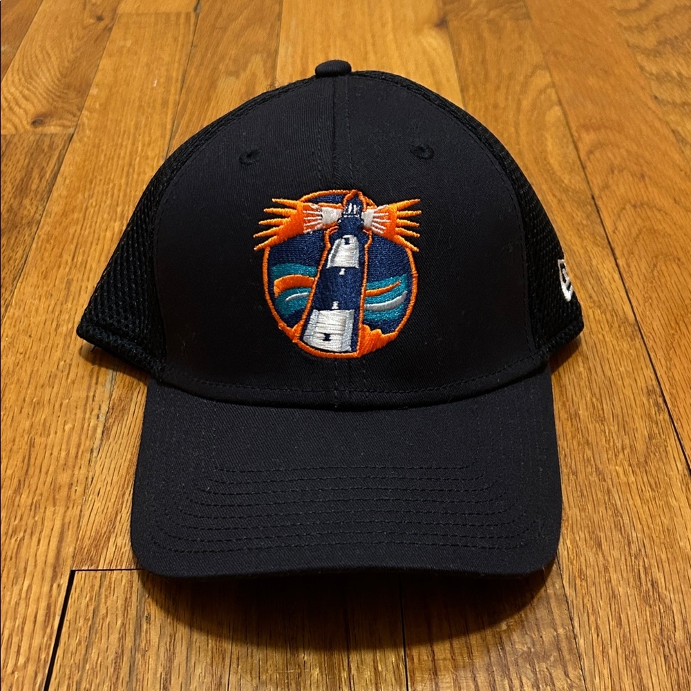 New York Islanders Lighthouse RETRO Hat